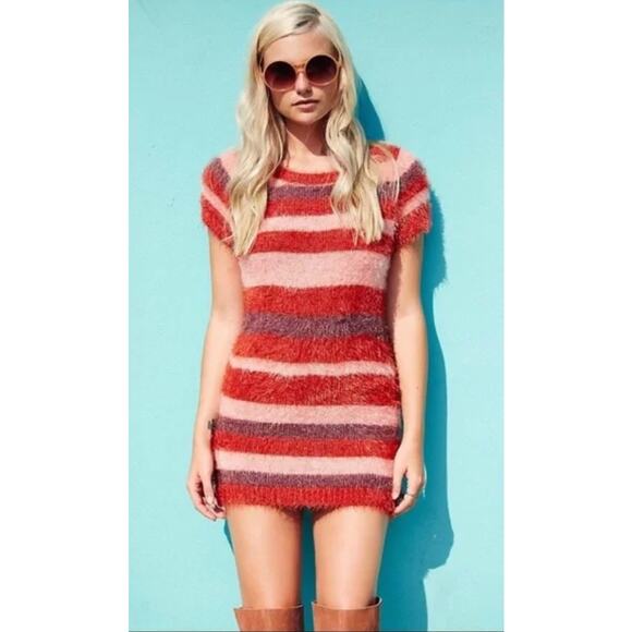 Knitz For Love & Lemons Revolve Fleetwood Sweater Dress in Burgundy Stripe SZ M - Picture 2 of 10